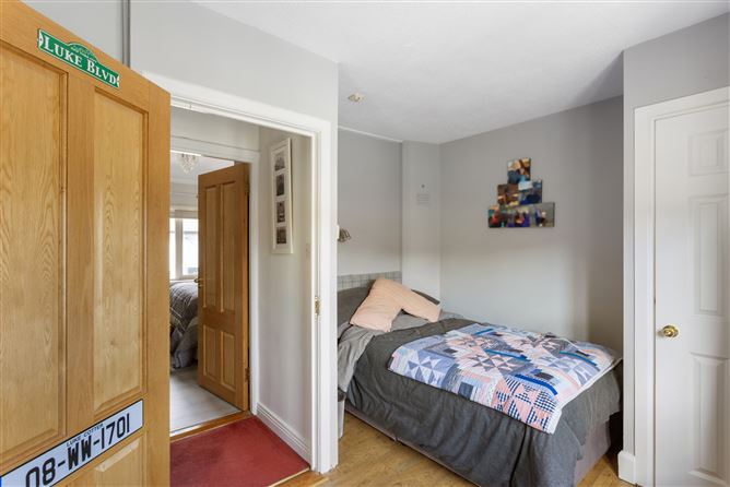 15 Wolfe Tone Square Middle, Bray, Wicklow