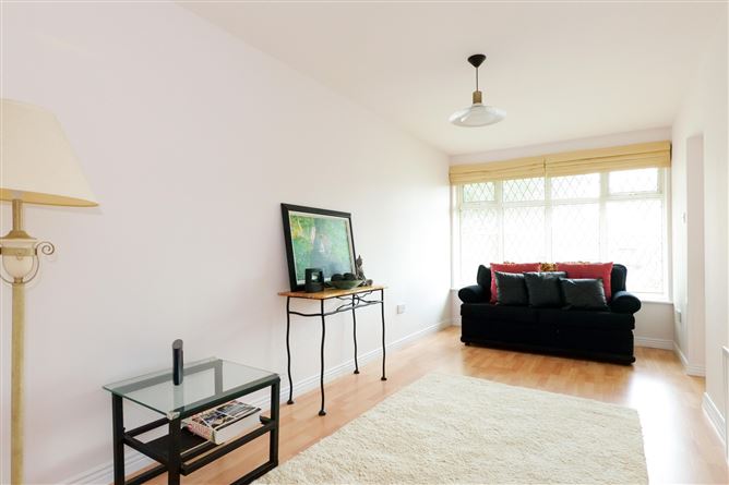 40 Tudor Vale, Oranmore, Co. Galway