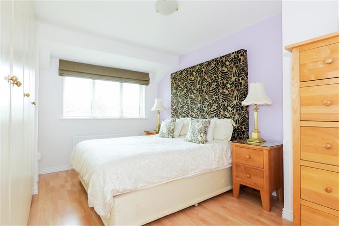 40 Tudor Vale, Oranmore, Co. Galway