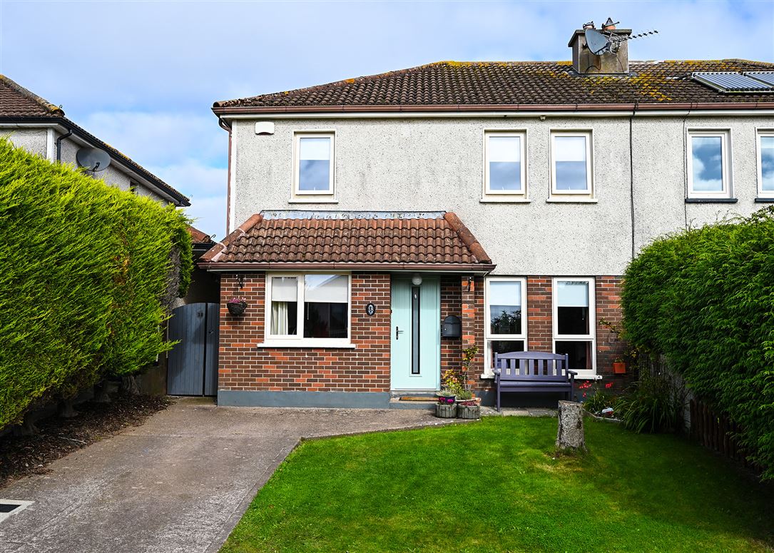 18 Somerville, Church Road, Carrigaline, Cork