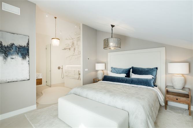 Spain, Marbella, Marbella Golden Mile - COSTA-00886P