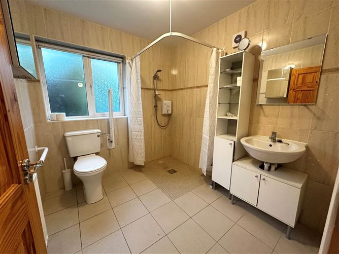 41 Sutton Grove, Sutton, Dublin 13, County Dublin