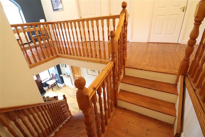 8 Heatherfield Lawn, Carrigaline, Cork