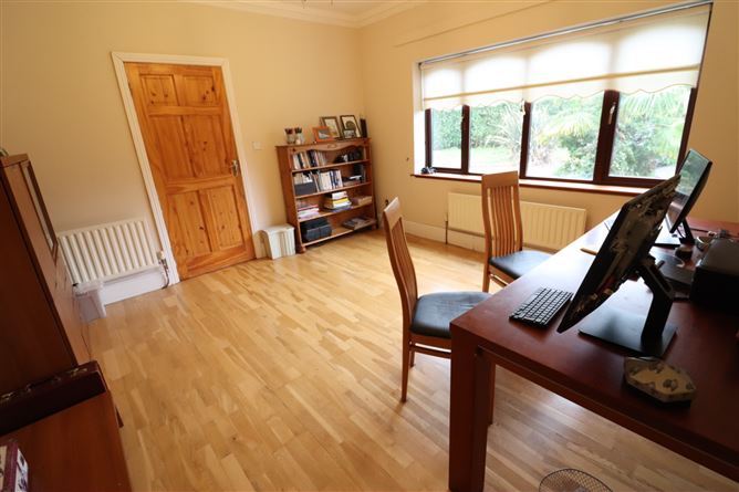 8 Heatherfield Lawn, Carrigaline, Cork