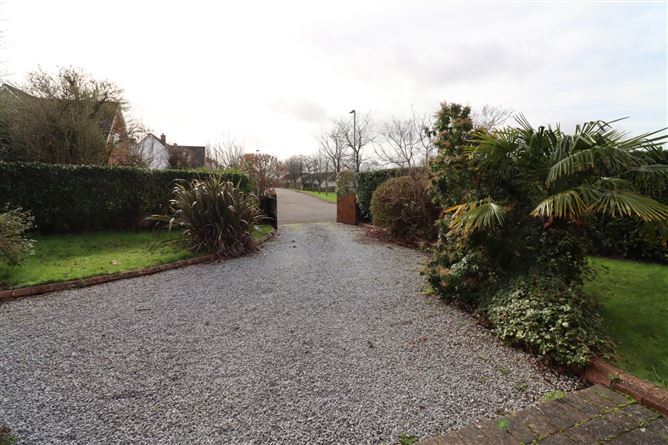 8 Heatherfield Lawn, Carrigaline, Cork