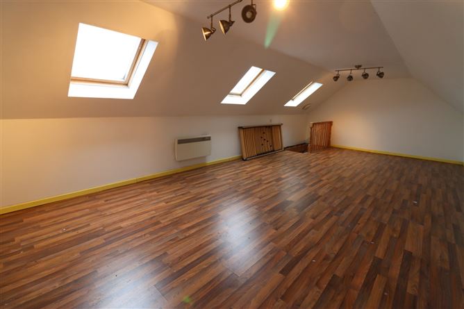 8 Heatherfield Lawn, Carrigaline, Cork