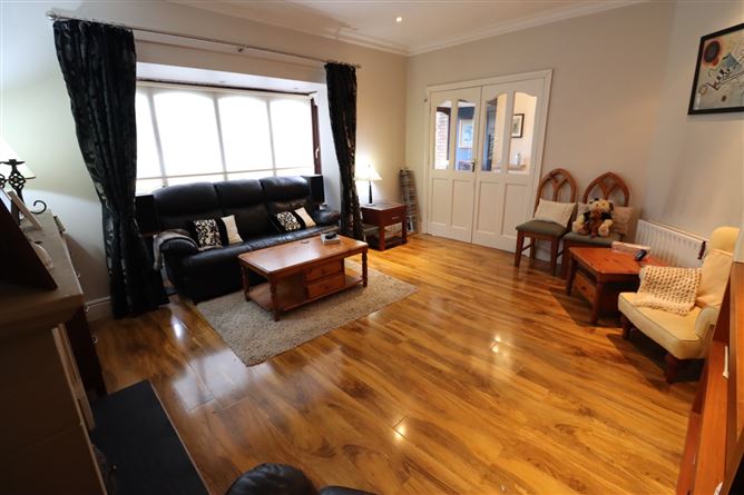 8 Heatherfield Lawn, Carrigaline, Cork