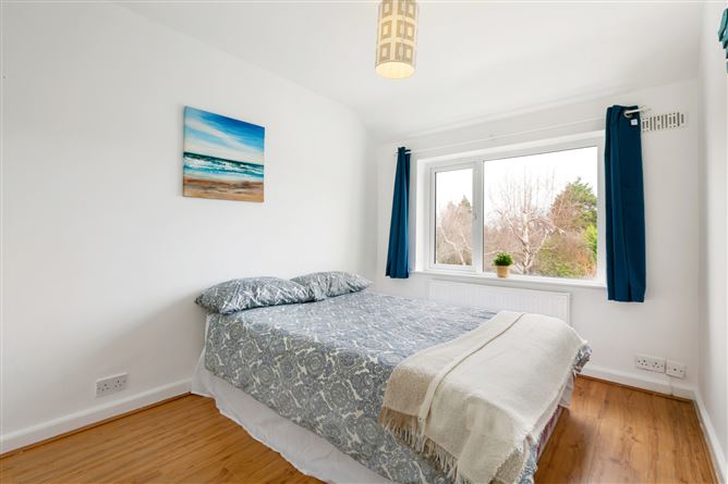 130 Mulvey Park, Dundrum, Dublin 14