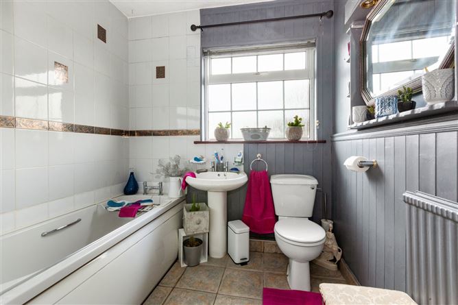 42 Grangemore Grove, Donaghmede, Dublin 13