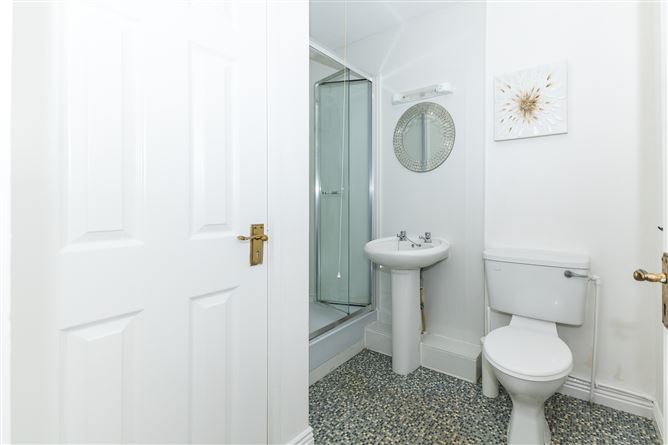 Apt 4 Bective Square, Phibsborough, Dublin 7