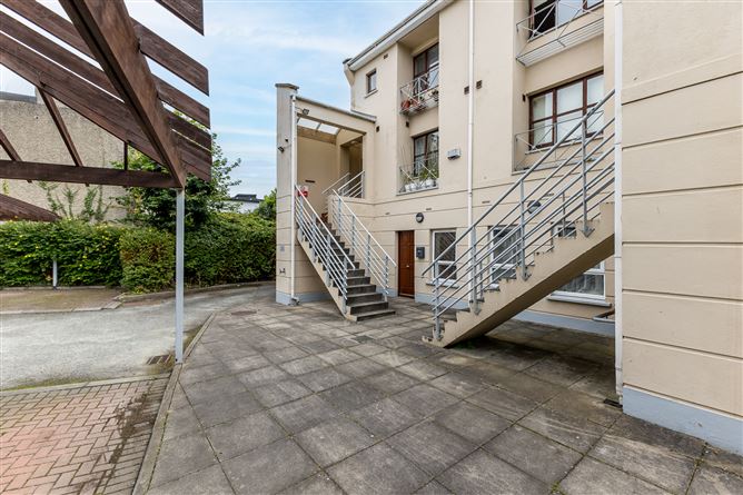 Apt 4 Bective Square, Phibsborough, Dublin 7