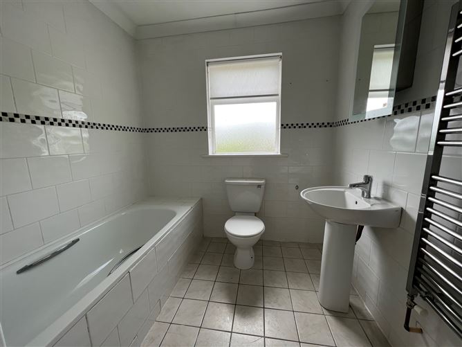 39 The Acorns Upper, Castlecomer, Kilkenny