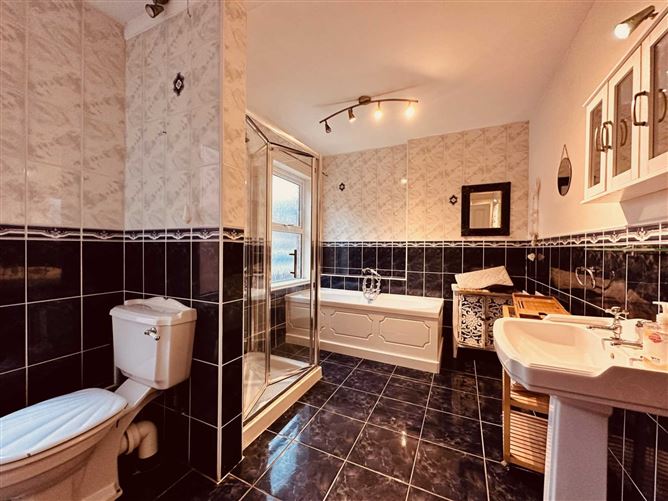 1 Seatown Gardens, Dundalk, County Louth