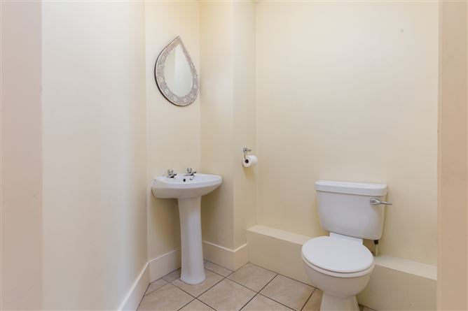 2 Meadowfields Avenue, Enniscorthy, Co. Wexford.