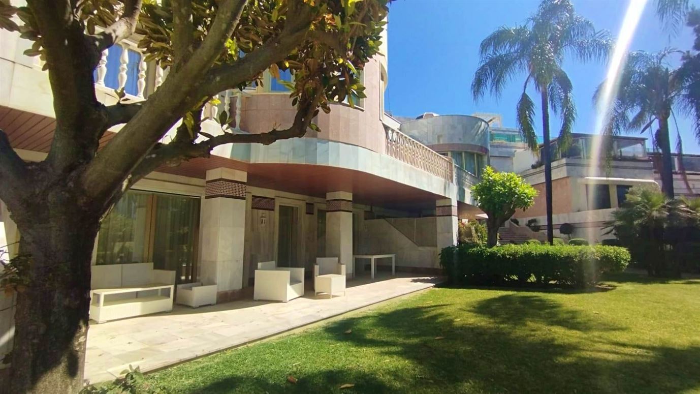 Spain, Marbella, Marbella - Puerto Banus - COSTA-01079P