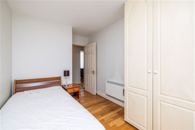 https://photos-a.propertyimages.ie/media/8/8/9/4955988/04db2c76-c626-4cf0-b592-7313e9e54be4_l.jpg