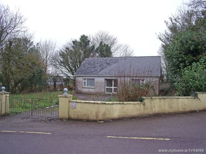 Ballinagree Village, Macroom, Co. Cork