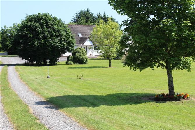 Annagh Cottage & Lodge, Carrick-On-Shannon, Leitrim