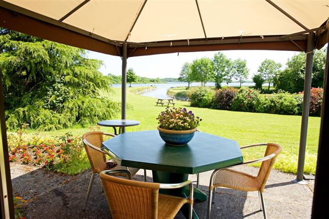 Annagh Cottage & Lodge, Carrick-On-Shannon, Leitrim