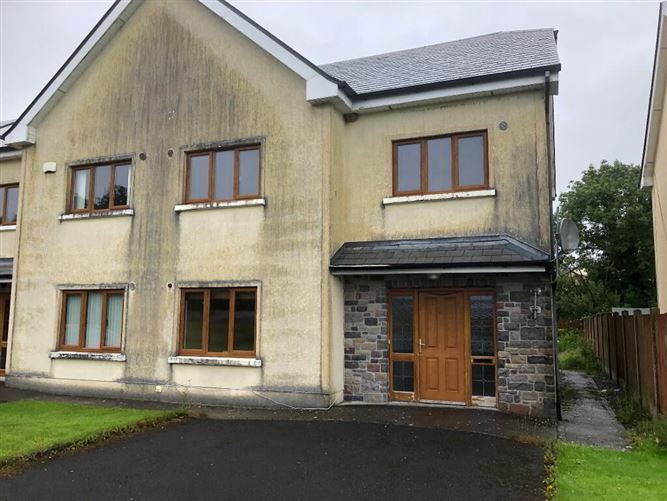 4 The Meadows, Castlerea, Roscommon