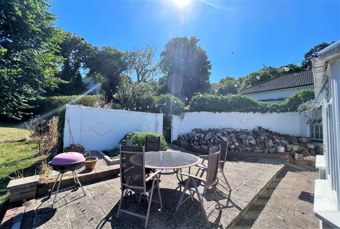 17 Mount Auburn, Killiney Road, Dalkey, Co. Dublin
