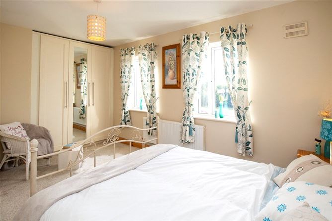 5 Roselawn, Bolton Woods, Callan, Co. Kilkenny