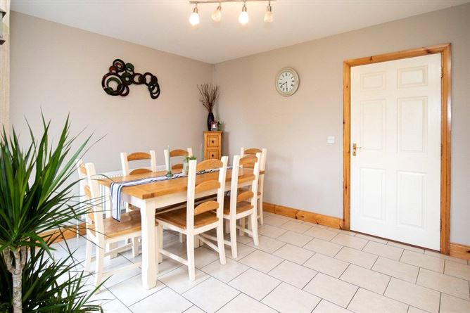 5 Roselawn, Bolton Woods, Callan, Co. Kilkenny