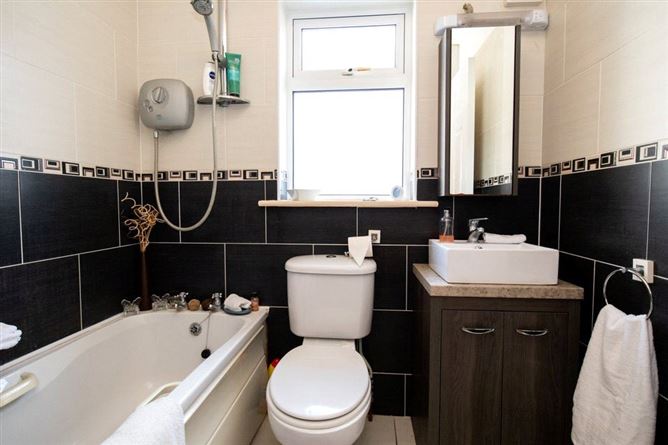 5 Roselawn, Bolton Woods, Callan, Co. Kilkenny