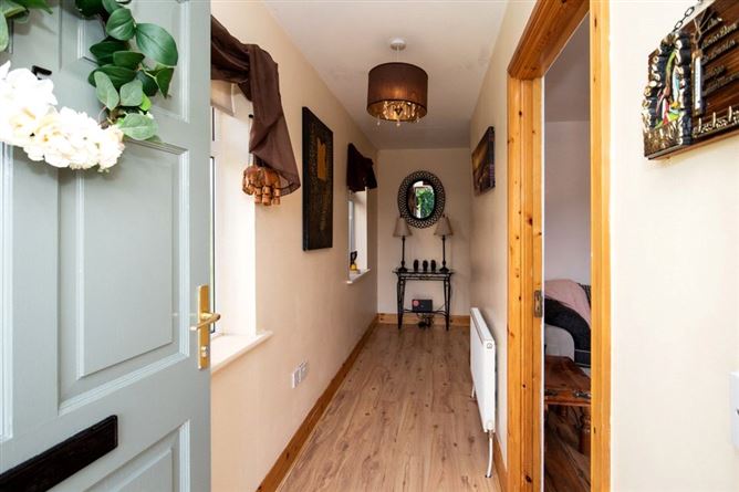 5 Roselawn, Bolton Woods, Callan, Co. Kilkenny
