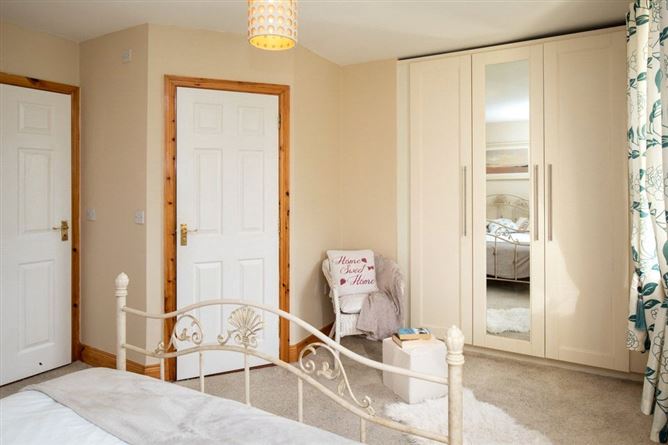 5 Roselawn, Bolton Woods, Callan, Co. Kilkenny