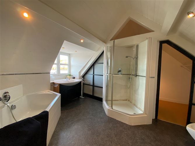 Ferry House & Guest House, Kinsale, Cork