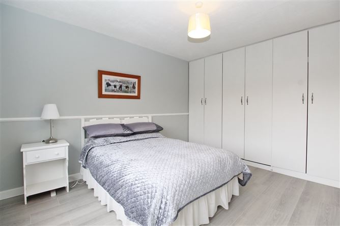 48 Glenville Avenue, Clonsilla, Dublin 15