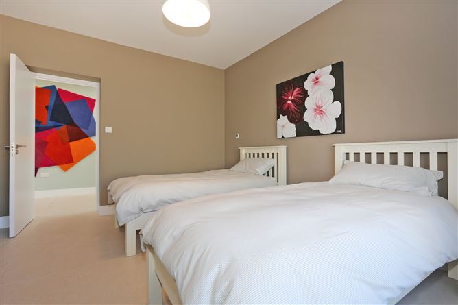 Cluain Glas, Circular Road, Kilkee, Co. Clare
