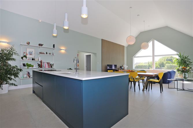 Cluain Glas, Circular Road, Kilkee, Co. Clare