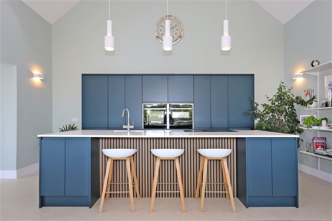 Cluain Glas, Circular Road, Kilkee, Co. Clare