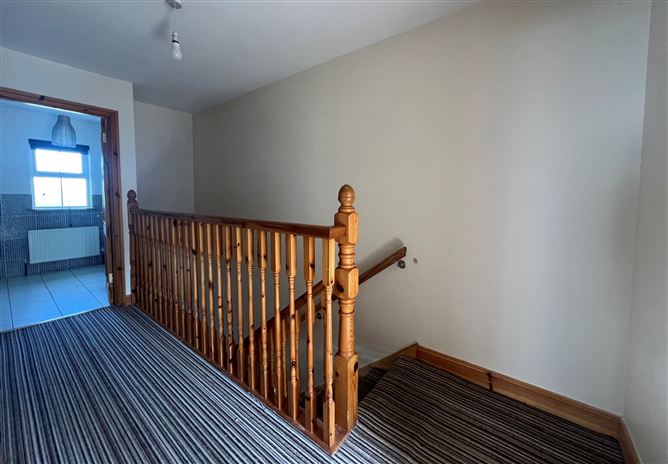 16 Mill Glen, Moville, Co. Donegal