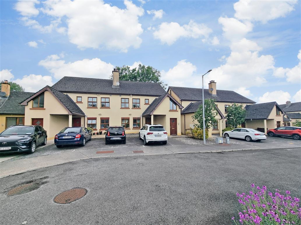 15 Lakes Retirement Village, Hill Road, Killaloe, Co. Clare