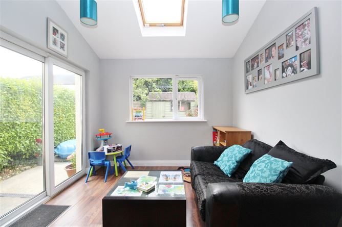 102 Park Drive Avenue, Castleknock, Dublin 15