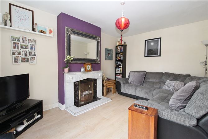 102 Park Drive Avenue, Castleknock, Dublin 15