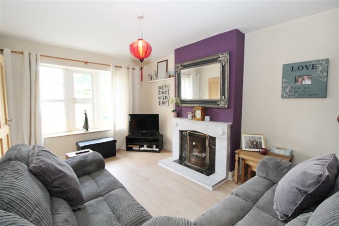 102 Park Drive Avenue, Castleknock, Dublin 15