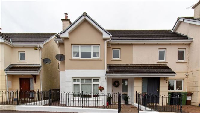 Main image for 18 Ardkeale, Mount Oval Village, Rochestown, Cork