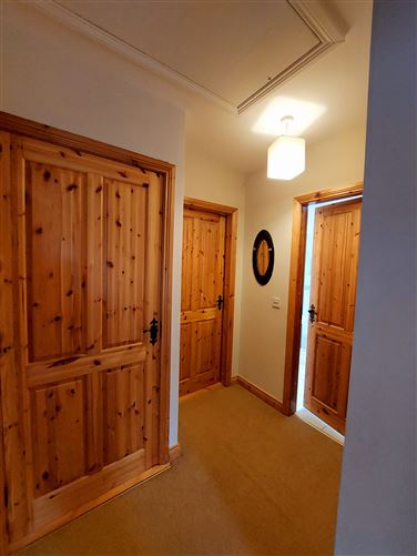 8 Manorquarter, Knock, Mayo