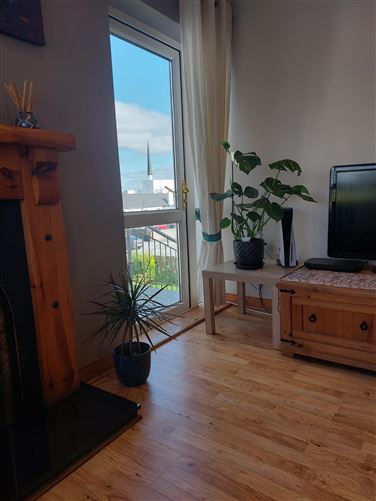 8 Manorquarter, Knock, Mayo