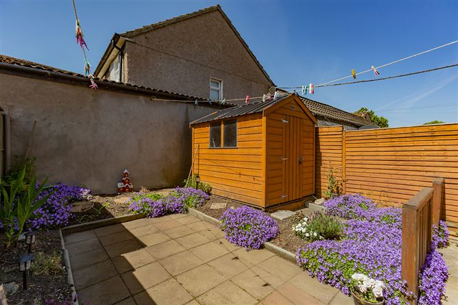 29 Walkinstown Park, Walkinstown,   Dublin 12