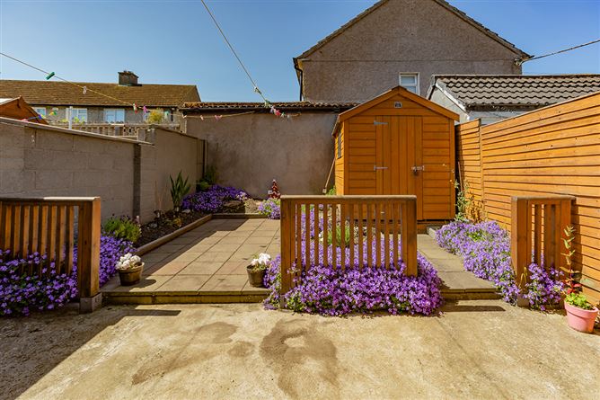 29 Walkinstown Park, Walkinstown,   Dublin 12