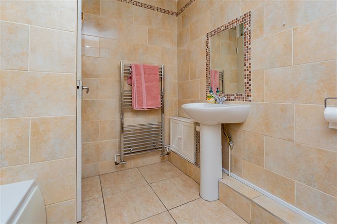 29 Walkinstown Park, Walkinstown,   Dublin 12