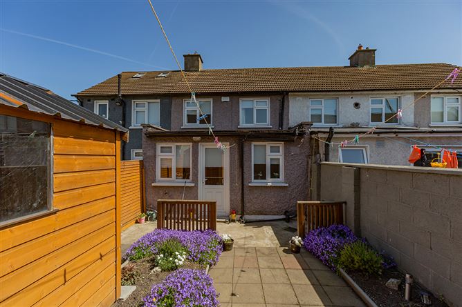 29 Walkinstown Park, Walkinstown,   Dublin 12