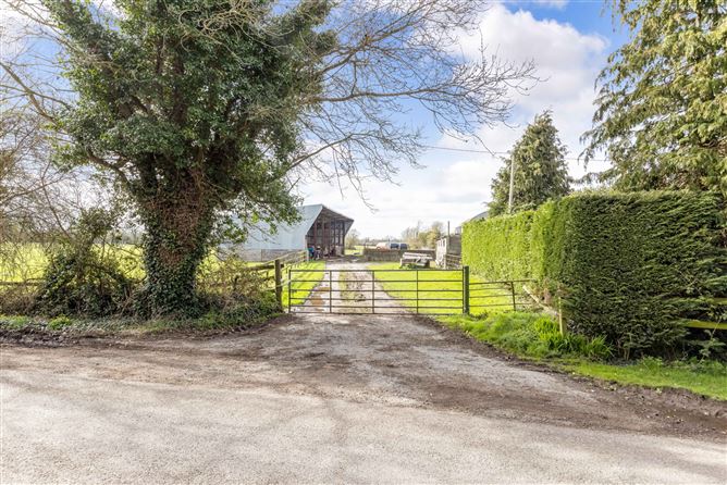 Loughlinstown, Ratoath, Co. Meath