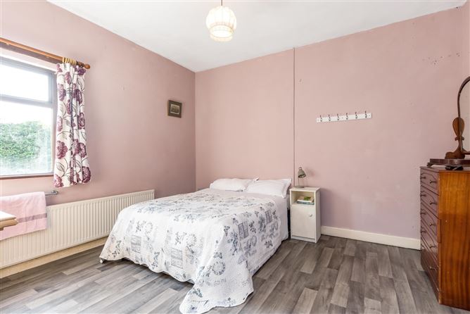 Loughlinstown, Ratoath, Co. Meath