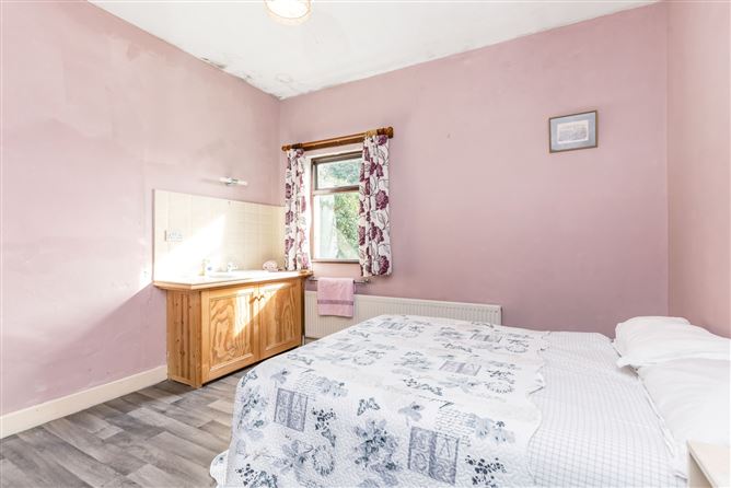Loughlinstown, Ratoath, Co. Meath